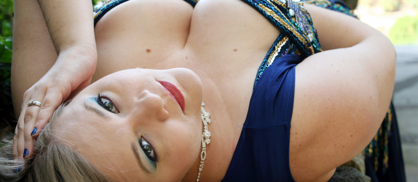 ../../wp-content/uploads/2014/09/cleavage.jpg
